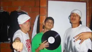Los kamicasI y Dj Solid...NO ES POR FAMA.wmv