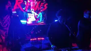Paper Foxes at Club Contact (Shattered)