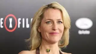 Gillian Anderson Goes Bare—Pictures Don’t Lie! Take a look