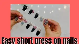 Quick and easy short black & silver press on nails