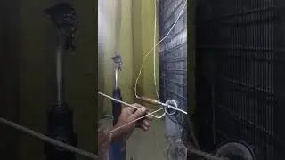 Brasagem r&aacute;pida entre cobre e ferro. Pega o macete.