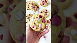Valentine&rsquo;s Day M&M Cookies - Valentine&rsquo;s Cookie Recipe