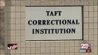 Taft correctional officer pleads guilty to conspiracy