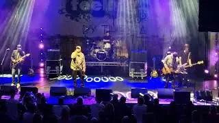 The Crooks I Wonder at This Feeling By The Sea Bridlington Spa