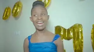 Mutabare umukobwa akatiye umuhungu mugihe cyokumwambika impeta❤️❤️❤️❤️❤️❤️