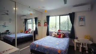 8 Chindrina St, Hope Island QLD 4212, Australia
