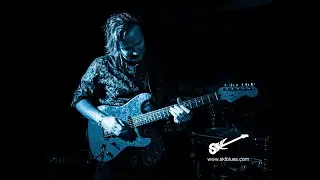 Simon KINNY-LEWIS - Evil Girl - album Another Day in San Jose - 2020