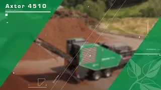 Komptech Axtor 4510 shredding bark and green waste
