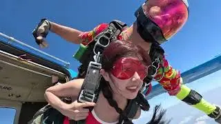 how tandem skydive jump