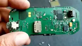 Кнопочний Nokia 1280 з платиною та позолотою