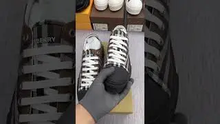 Top quality sneakers display#sneakers #burberry #shoes #fashiontrends #sneakerhead#fashion #unboxing