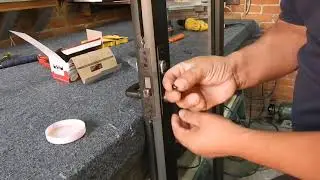 Como Colocar Chapa 549 Doble Manija A Puerta Pesada #9