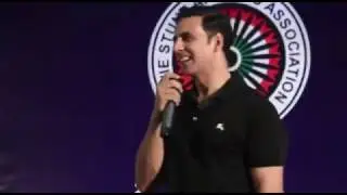 Akshay launches Insurance Policy for Bollywood Stuntman and Woman|Akshay doing good work