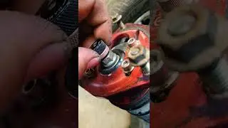 Taking the damper adjustment knob off to change the top plates