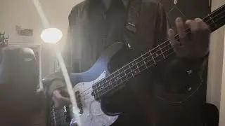 「flos/R Sound Design」 ベース弾いてみた※コード