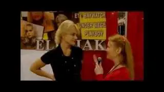 Motor City Comic Con '13: Erika Eleniak