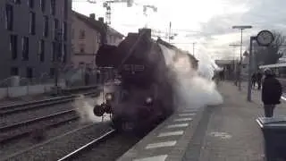 Dampflok 52 8168 & 41 1150  am 15.12.13  am Bahnhof in M&uuml;nchen Moosach