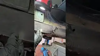 RUSTY VOLVO 240 WELDING #turbobricks #drift #volvo #welding #automobile #car #f1 #barn #find