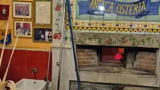 Traditional Wood-Fired Pizza in Sicily | Authentic Italian Flavor 🇮🇹🔥