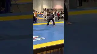 2021 IBJJF Master Worlds - Master 3 Purple Belt Heavy - First Round - Win by collar choke