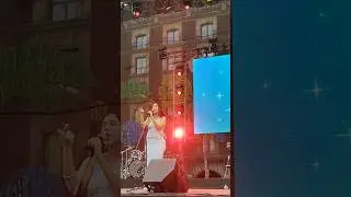 @ValeriaJasso  y @420noticiasmexico #lucesdeinvierno #zocalo #cdmx #musica