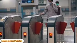 Big Comparison Delhi Metro V Lahore metros #lahore #delhi 
