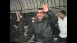حفل زفاف العريس منير رجب الحسين يحيي حفل المنشد ابوبراهيم بتاريح2009/11 قرية الصالحية الجزء الثاني 2