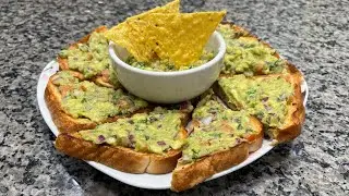 Avocado Dip with Ingredients You Will Definitely Have at Home