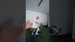 De l'Orange V&eacute;lodrome &agrave; #FC24 en passant par le vestiaire. POV je suis joueur de l&rsquo;OM avec 🎮