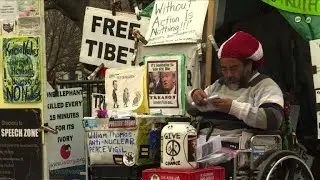 Longtime White House protester has passion for peace