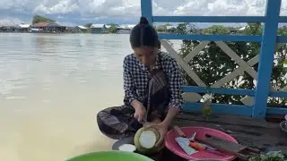 ញាំល្ហុង ក្រូចថ្លុង ត្រីអាំង បែបខ្មែរ