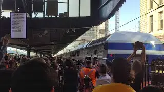 Going to see the last V set at Platform 2 Central