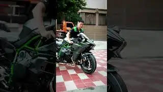 UNBOXING THE BEST MOTORCYCLE IN THE WORLD! #shortvideo #kawasaki #ninjah2 #unboxing #shorts #india