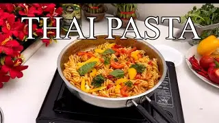 ओखला की सब्जी मंडी से सब्जियां खरीद कर बनाया थाई स्टाइल पास्ता। / Pasta with Thai gravy /Thai pasta 