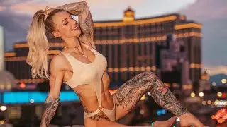 Lauren Kenealy WBFF PRO WBFF European Fitness Diva Champion #bikini #bikiniolympia