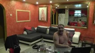 FEMEIA CU BATIC (POVESTI GRELE)
