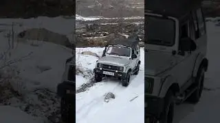 Gypsy manali black ice stuck #manaliinwinters #gypsyoffroad #gypsy4x4 #blackice #manalisnowfall