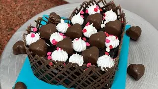 1/ 2 Heart shape chocolate cake | how to make chocolate cake, heart shape #viral 