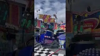 Breakdancer A. schramm #subscribe #kermis #kirmes #foire #funfair #breakdance