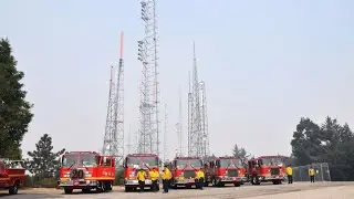 With mammoth Bobcat fire looming firefighters draw battle lines along Mt.