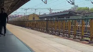 01028 - Gorakhpur - Dadar Central Special Fare Special (GKP - DR) SKIP AT BHOPAL JUNCTION