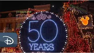 First Look: New Grand Finale - &lsquo;Main Street Electrical Parade' | Disneyland Park
