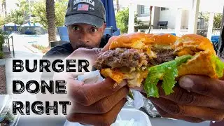 Phoenix&rsquo;s Best Burger at This Hidden Gem Cafe!