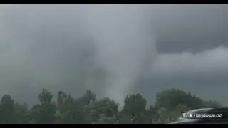 St. Louis tornado - debris & jetliner flythrough - Hwy 370 at Earth City, MO - June 7