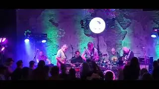 Uncle John's Band at Bayboro Brewing 1/8/2026 4_ Bird Song