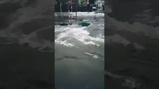Lenne bei Hochwasser an der Kanustrecke in Hohenlimburg #shorts #lenne #kanu #hohenlimburg