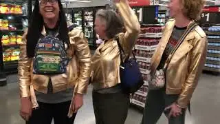 Only at Walmart!  Watch this impromptu song by The Roulette Quartet in Walmart Cheyenne Wyoming 🎵