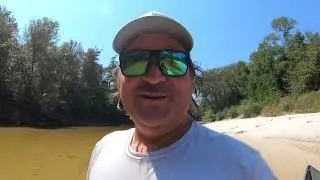 Floating the Creek and Shooting Catfish with an ALLIGATOR Encounter!!!!