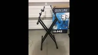 keyboard stand used for DJ stand