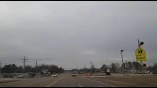 DRIVING IN TOWN/HIGHLAND, ARKANSAS/SHORT ROAD TRIP.